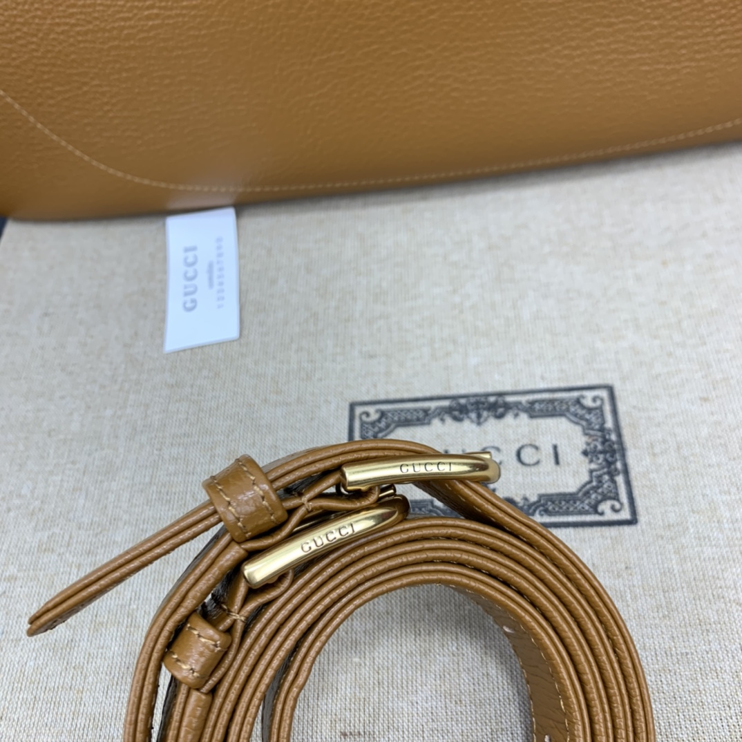 Gucci Hobo Bags